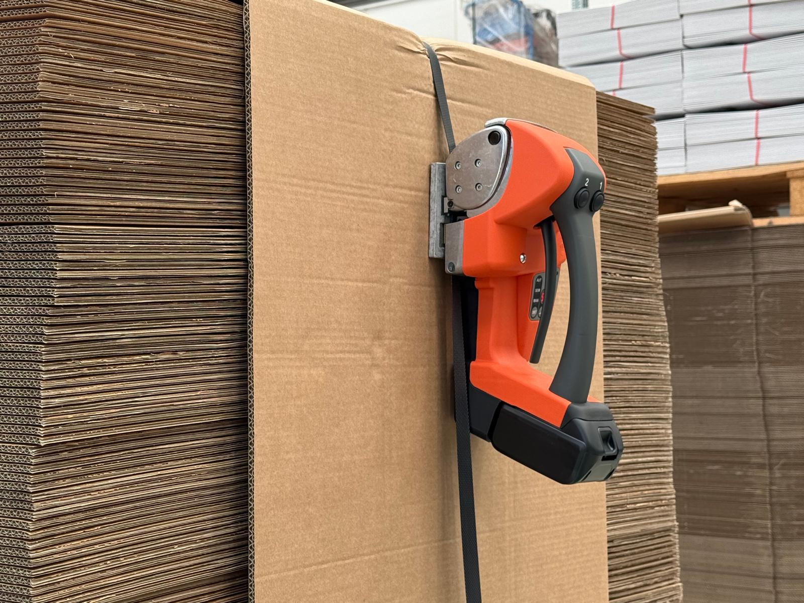 Ita 25 Battery Powered Strapping Machine