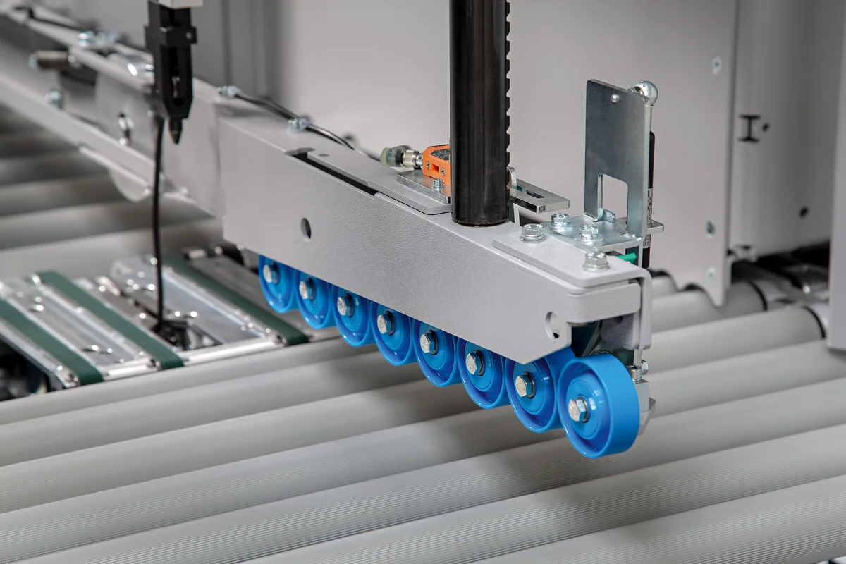 Otomatik IN-LINE Çemberleme Makinesi – UATRI-2XT